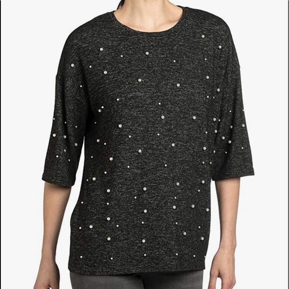 CHELSEA AND THEODORE CINDER HEATHERED GRAY PEARL EMBELLISHED 3/4 SLEEVE TOP